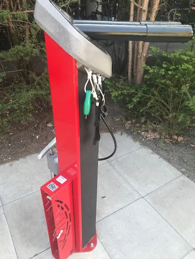 Fahrrad Reparatur Luft Station CiTy Nord