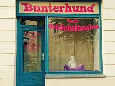 Schönheitssalon Bunterhund