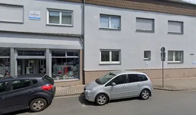 Laura's Hundesalon 4 Pfoten