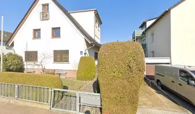Arsal Sakar, Hundefriseur Maintal