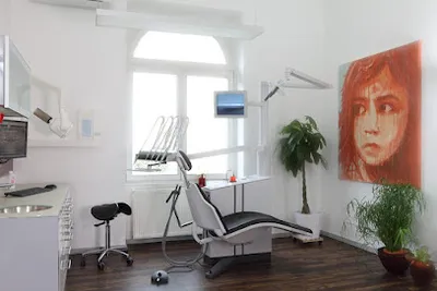 Zahnarztpraxis Alte Musikschule Murat K. Pak
