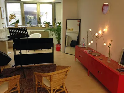 Mk Vocal Institute