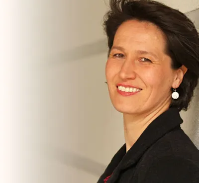 Linde Yu Bauß Vocal Coach