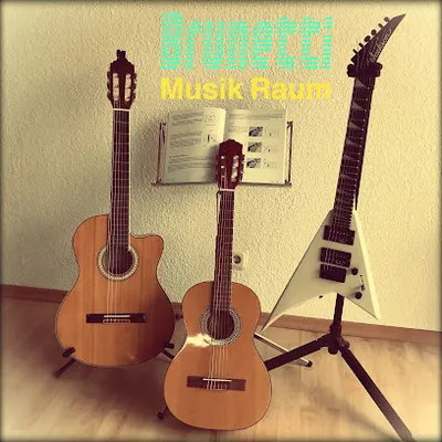 53 Gitarre - Brunetti Music Raum