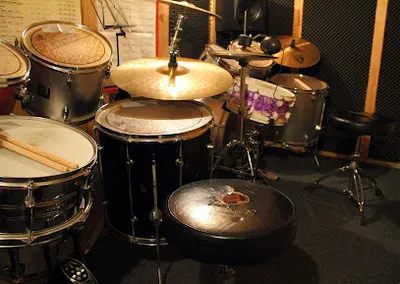 Dr Paradiddles Wonder Drumporium