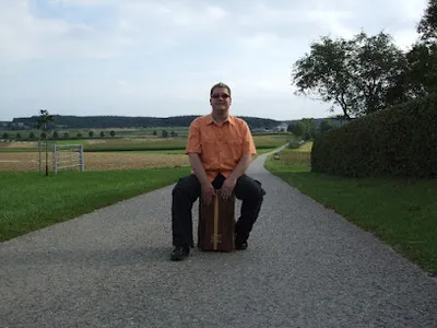 Musikschule Los Trommlos - Ulli Baral
