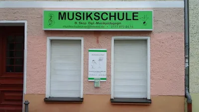 Musikschule "B. Skop"