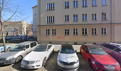 Martin Fischer gibt Schlagzeugunterricht im Orwohaus