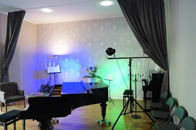 Salon Dreiklang - Musikschule in Berlin Prenzlauer Berg