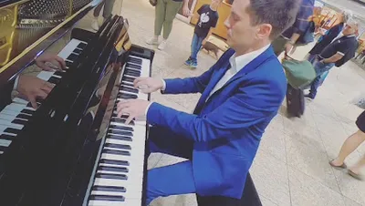 Roman Nagel Komponist & Pianist