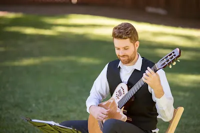 Berlin Classical Guitar Lessons - Stephan Kane | Gitarrenunterricht