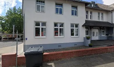 Denkmalgeschützte ehemalige Musikschule / Volksschule Liblar