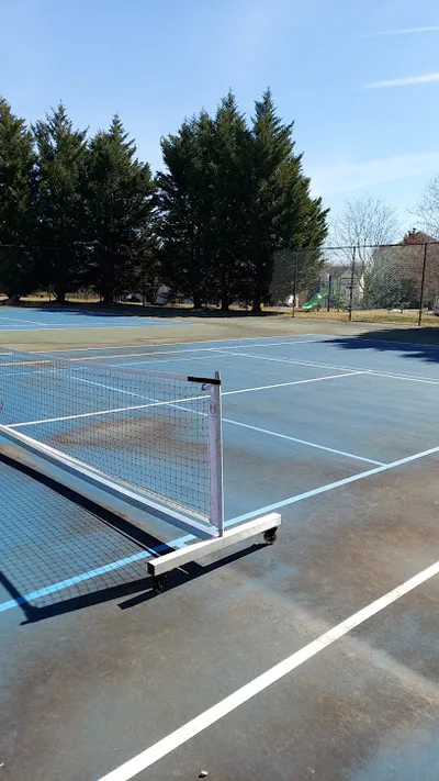 Norbeck Grove II Tennis Court & Pickleball Court
