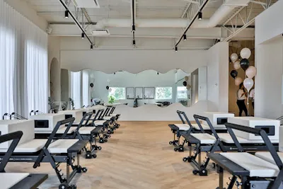 Flow Pilates Mirabel