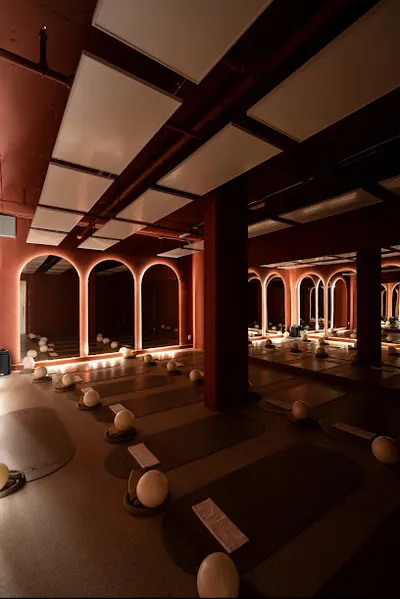 Moon Pilates Club | Saint Lambert