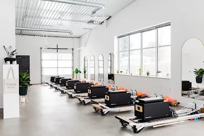Pilates MVMT