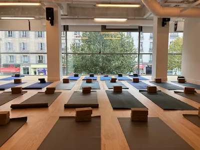 Yoga Village Batignolles