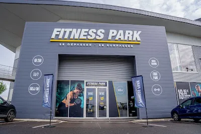 Fitness Park (Fleury-Mérogis - La Croix Blanche)(Fitness Gym)