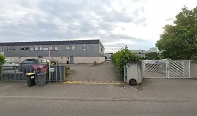 Jumpindoor