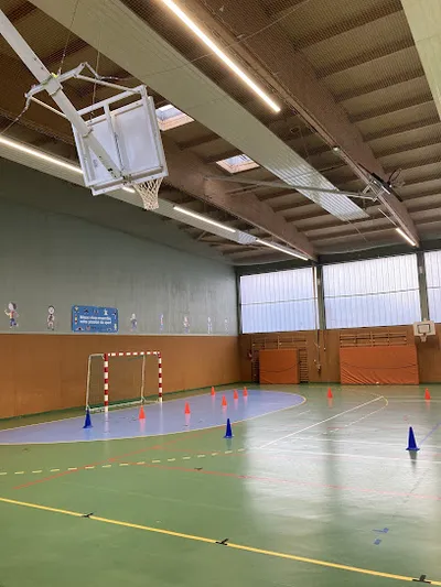 Gymnase du port à l'anglais