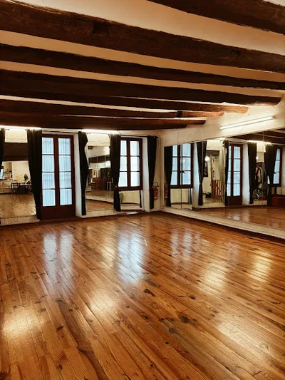 Gym Art Studio