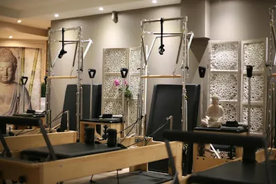 Studio Gayana : Pilates Reformer -Yoga