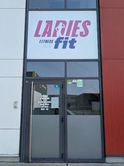 LADIES FIT