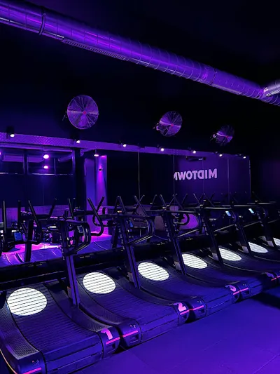 Midtown BootCamp Paris Champs-Élysées