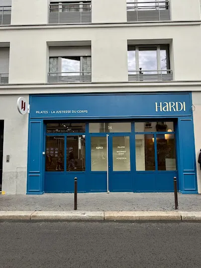 Hardi • Pilates Classical Acroyoga Paris 11