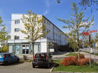 Tierarztpraxis Freising Dr. med. vet. Antonio Yanayaco & Renate Heitmann