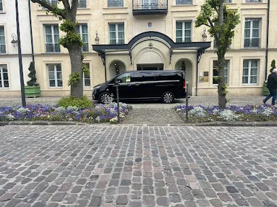 Chantilly Limousine
