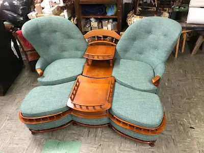 Melanie’s Upholstery