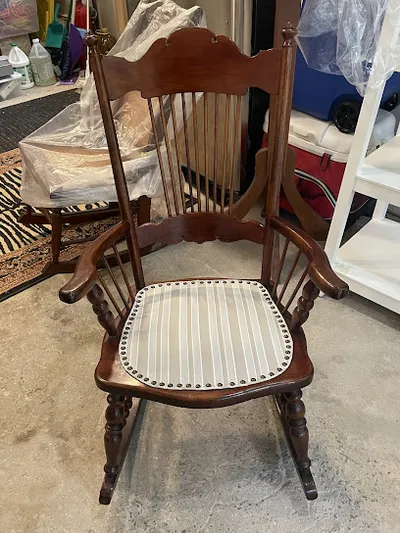 A1 Furniture Reupholstery