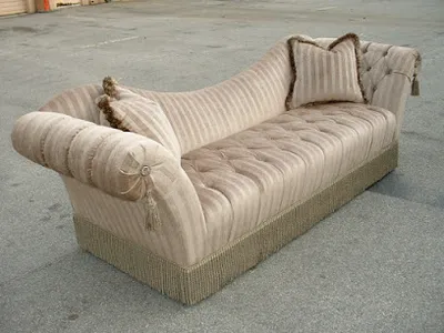Enrique's Upholstery