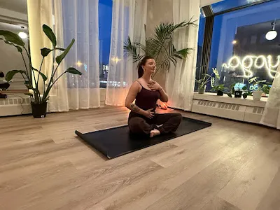 Azu Yoga & Pilates