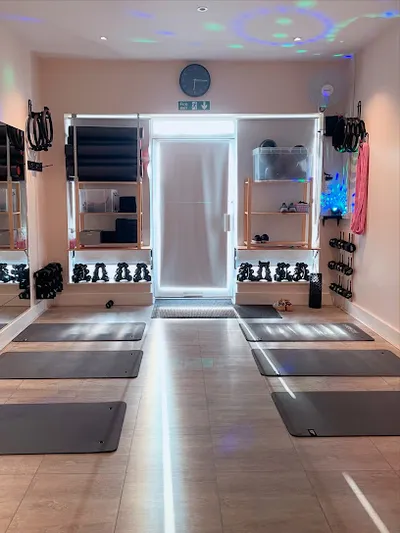 Yoga - Let It Om
